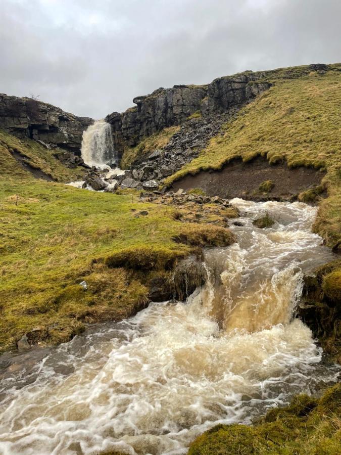 The White Lion Inn Buckden  المظهر الخارجي الصورة
