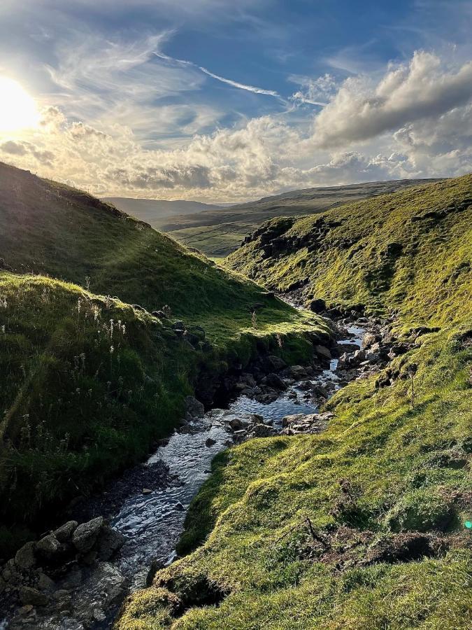 The White Lion Inn Buckden  المظهر الخارجي الصورة