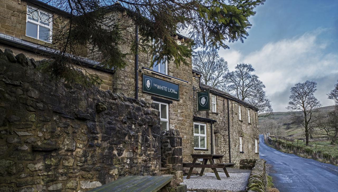 The White Lion Inn Buckden  المظهر الخارجي الصورة